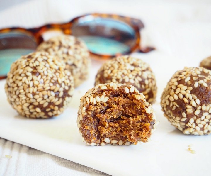 Paleo-Mandel Energy Balls