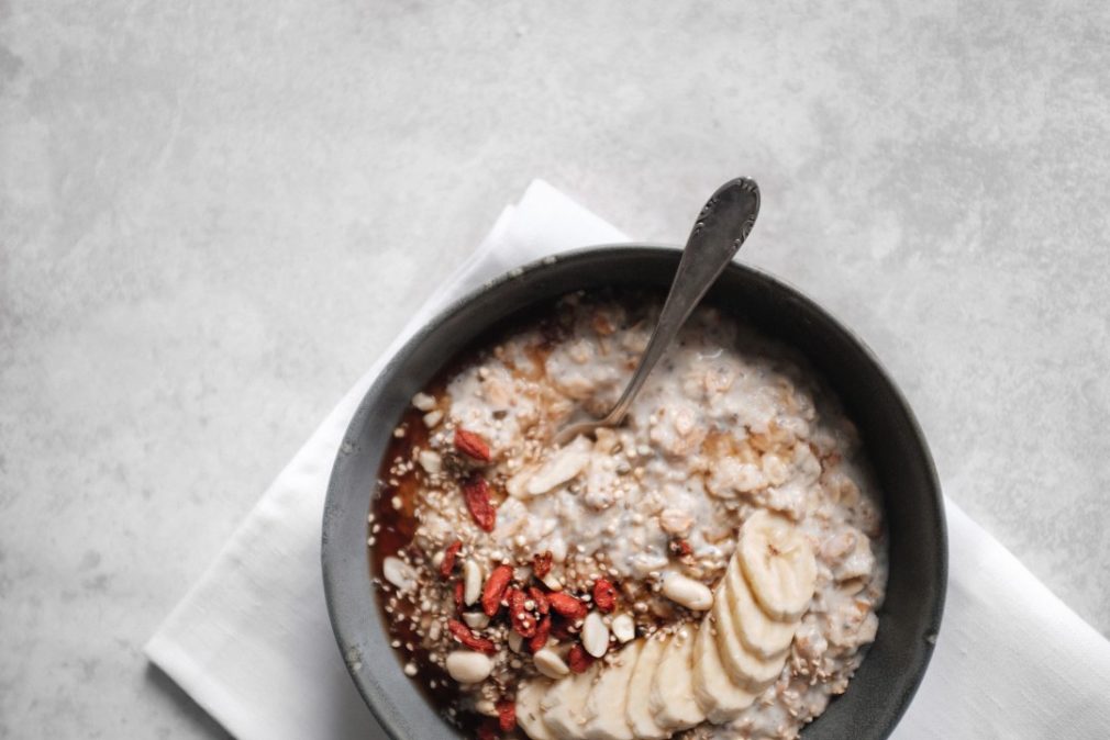 Super cremiger Porridge mit Cashew-Milch