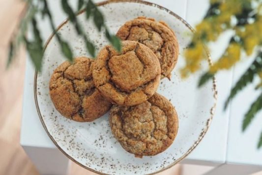 Banan og peanutbutter muffins