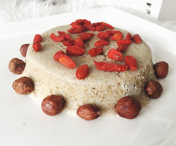 gojibessen hazelnoot cake bulk powders