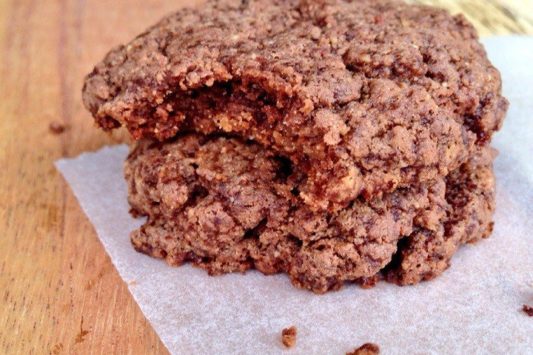 chocoladekoekjes met amandelpasta bulk powders