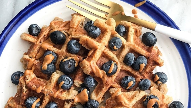 BULK POWDERS vegan wafels recept met pindakaas