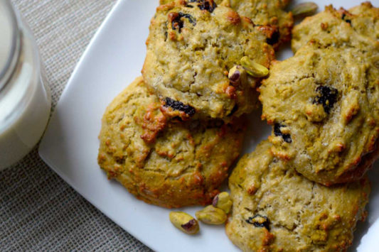 Pistachio and Cherry Cookies