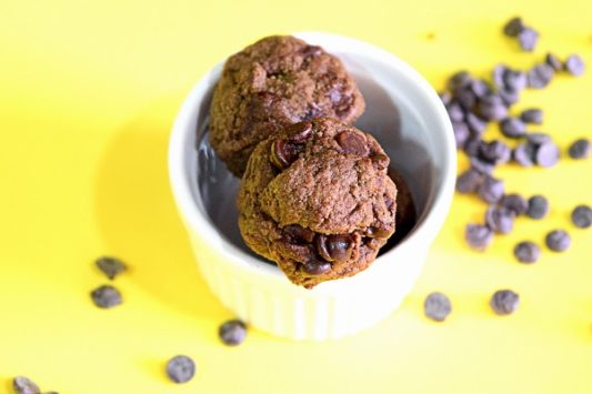 Pistachio Cookie Balls