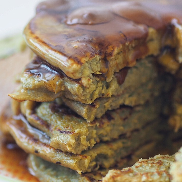 Vegansk spinat banan pandekage