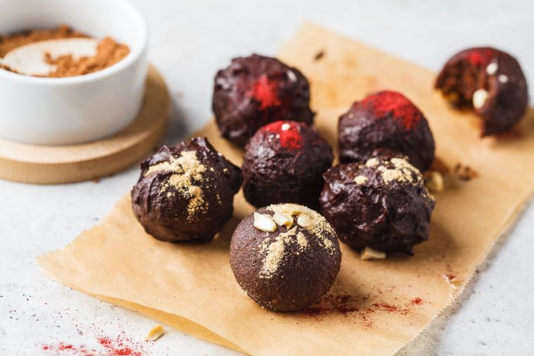 maca powder cacao energy balls